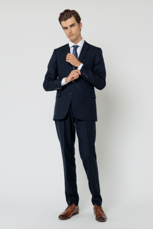 Dark Navy Suit nr 040