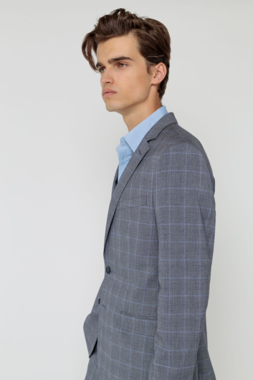 Grey Checked Suit nr 060