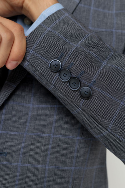 Grey Checked Suit nr 060